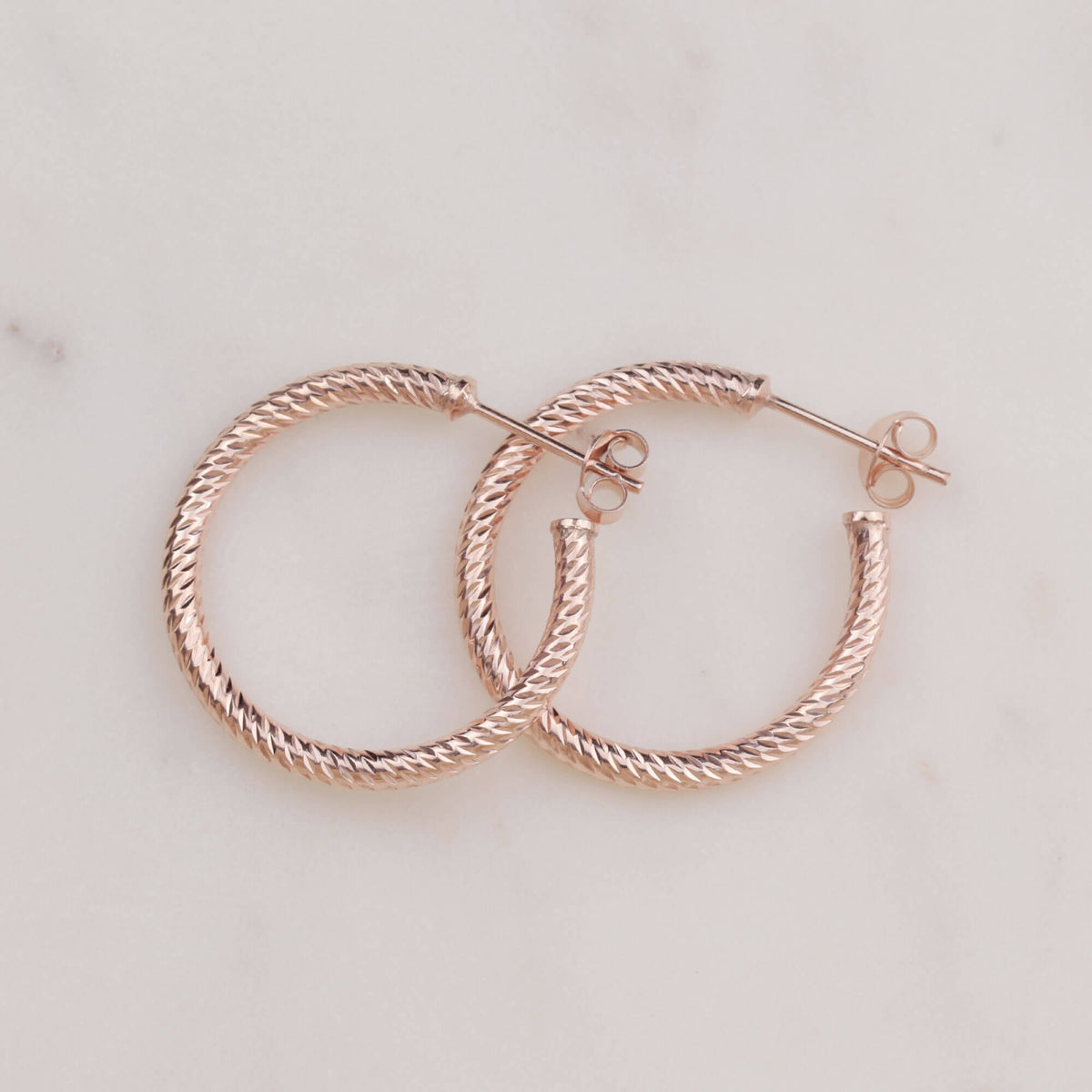 İtalyan Burgu Pimli Halka Gümüş Küpe (2.5 cm)